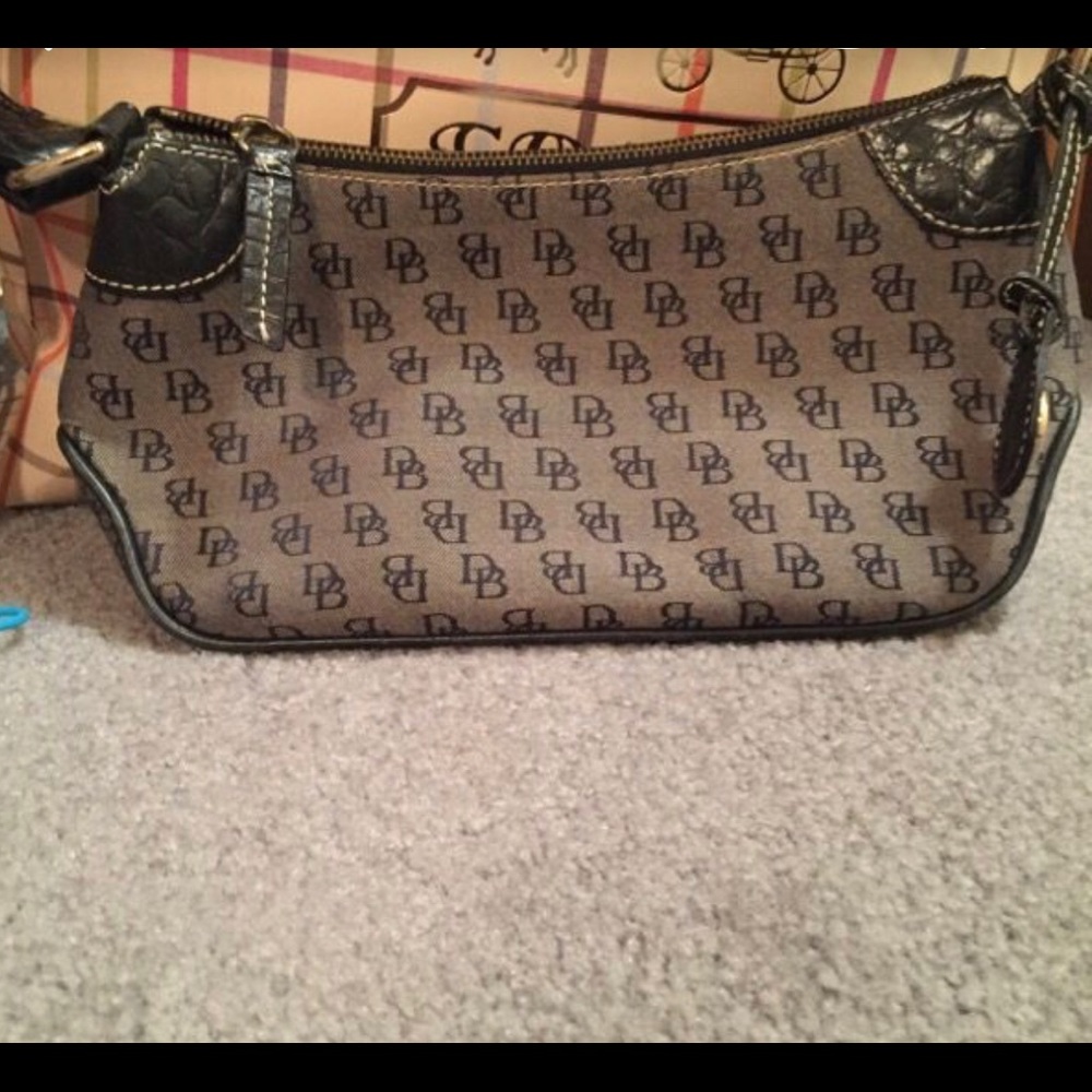 Authentic dooney & Burke purse